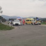 ŠKOFJA VAS: Huda prometna nesreča, cesta zaprta