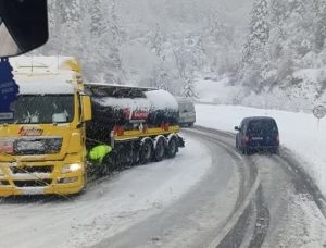 Zastoj Bugojno - Kupres Koprivnica sneg