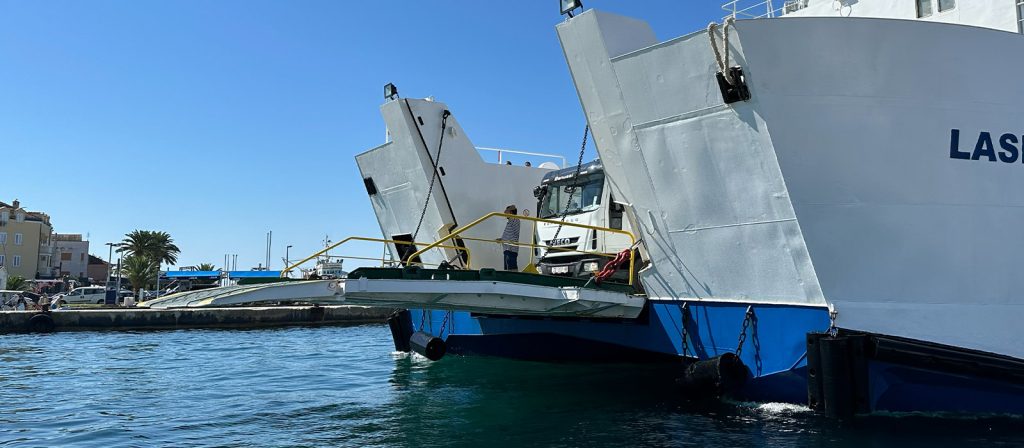 trajekt laslovo biograd